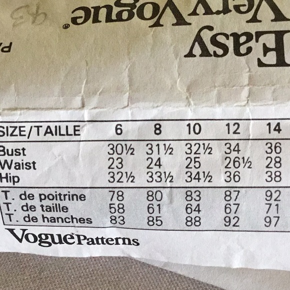 Vogue 3 Patterns multi-sized (8-10-12) from 1990’s - Picture 7 of 7